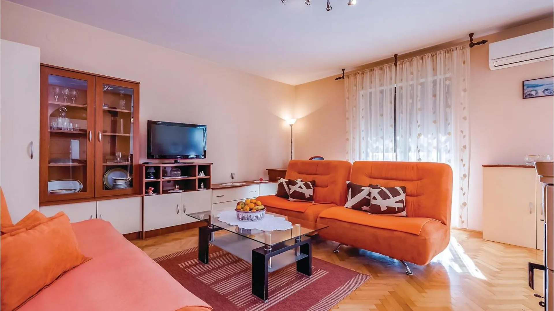 Beautiful Apartment In Novi Vinodolski 0*,  Croatie